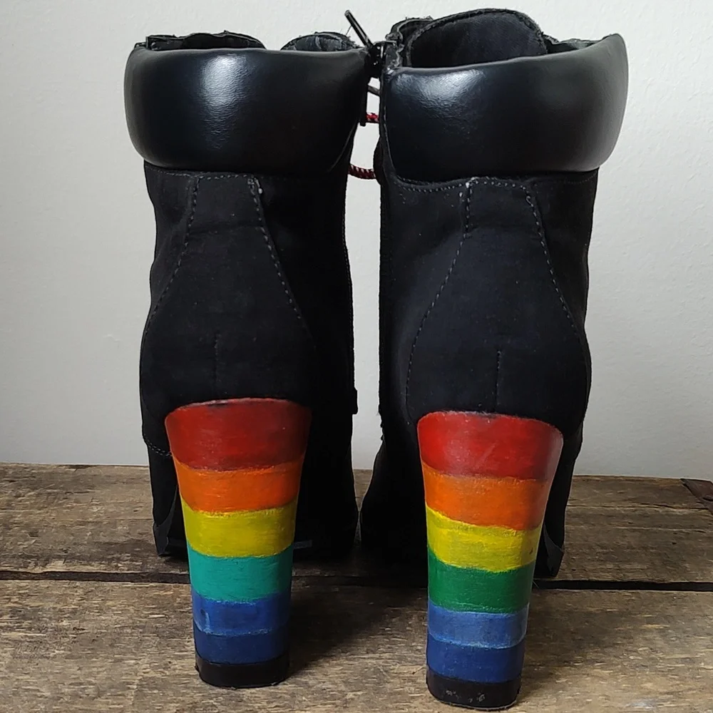 Upcycled! Fun Painted Rainbow Heel Chunky Vegan Booties Size 8 - Picture 8 of 14